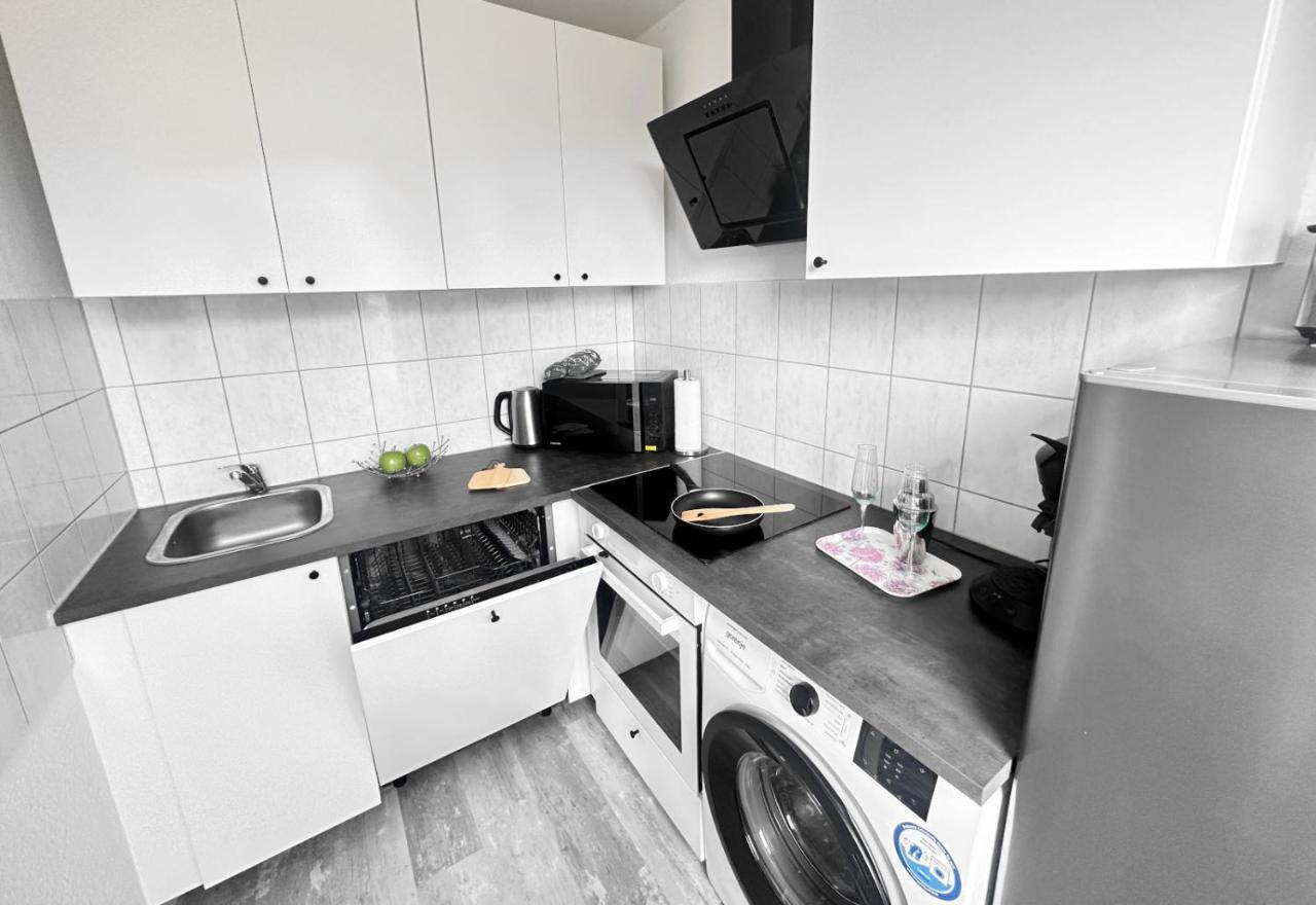 Vaz Apartments Essen, Kueche, Wlan, Tv, Netflix, Ca 15 Min Messe U Hbf Экстерьер фото