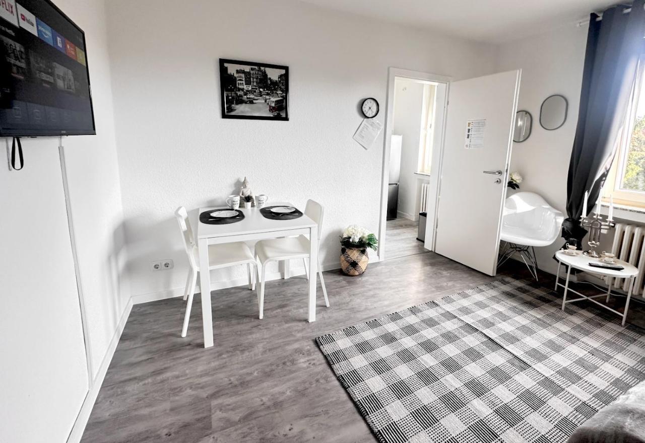 Vaz Apartments Essen, Kueche, Wlan, Tv, Netflix, Ca 15 Min Messe U Hbf Экстерьер фото