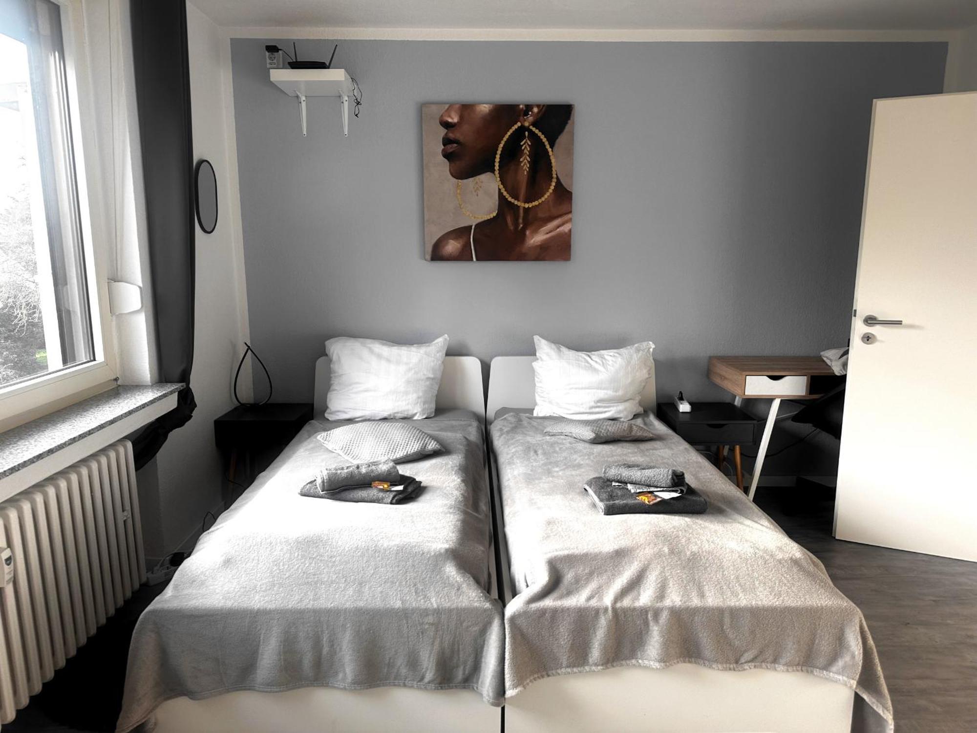 Vaz Apartments Essen, Kueche, Wlan, Tv, Netflix, Ca 15 Min Messe U Hbf Экстерьер фото